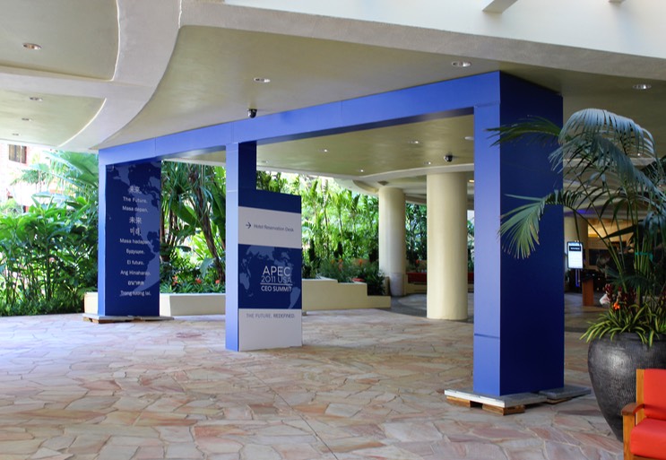 APEC 2011 Summit Display Front Gate3